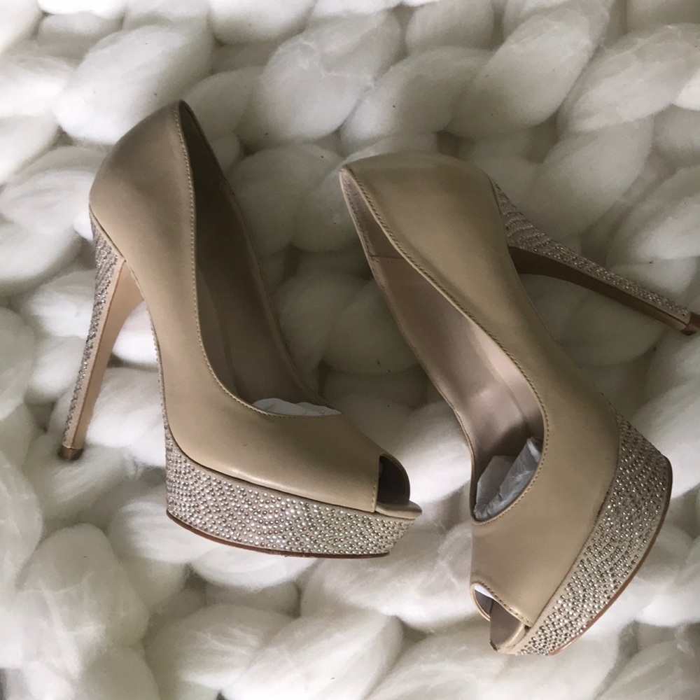 Beautiful Beige Aldo Heels